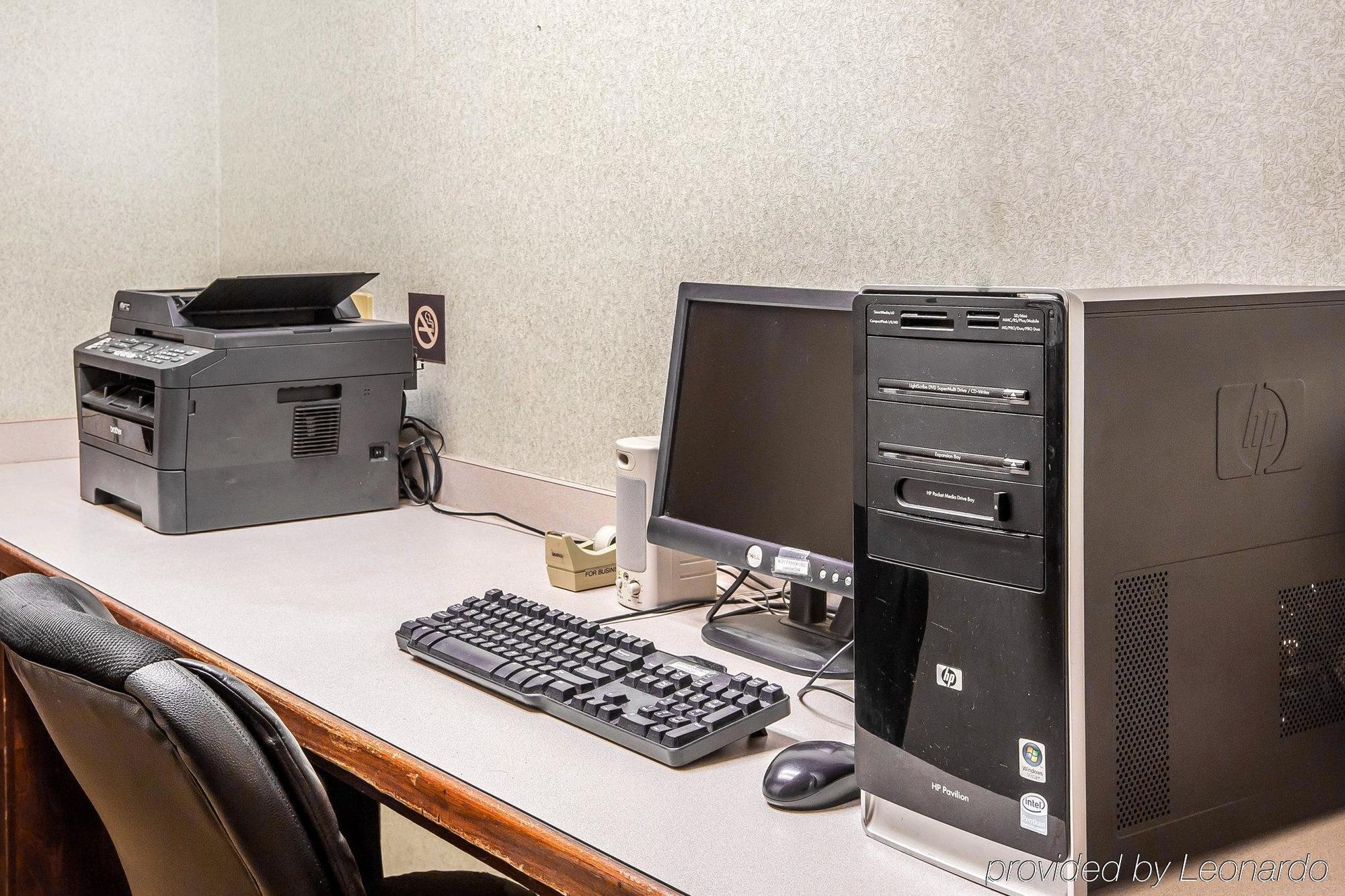 Quality Inn & Suites Dawsonville Buitenkant foto